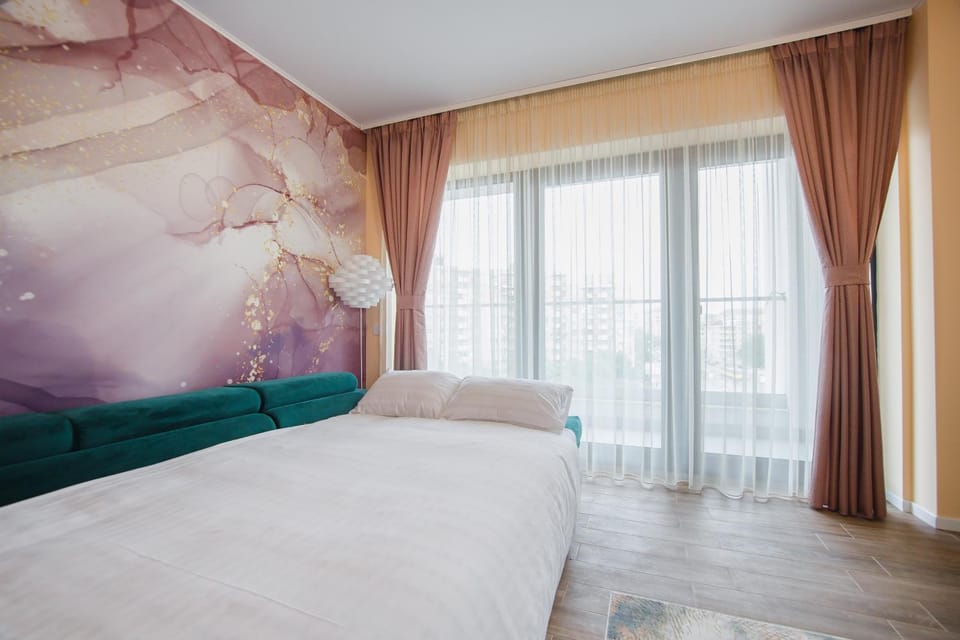 Bed, Living room