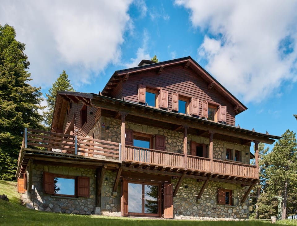 Property building, Spring, Day, Natural landscape