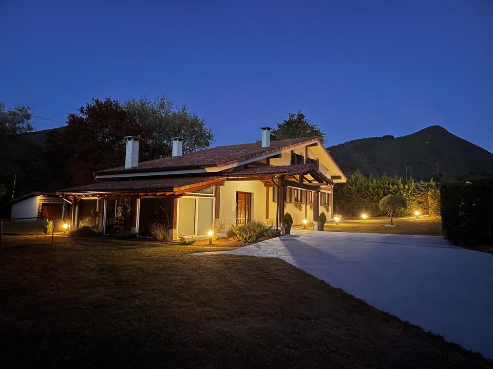 Property building, Natural landscape, Garden, Mountain view