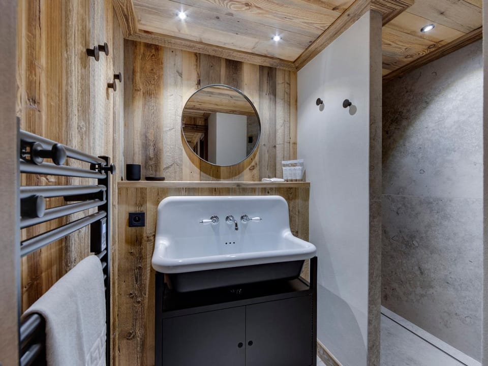 Appartement spacieux proche pistes avec jacuzzi et parking Apartment in Montvalezan