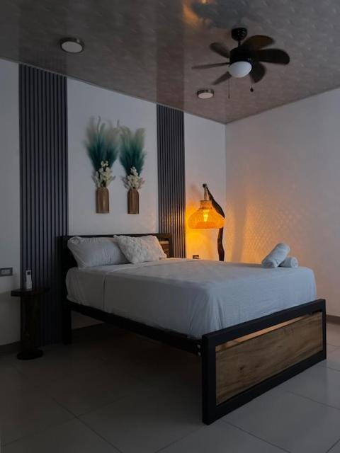 Airport Traveler's home. Vacation rental in Alajuela