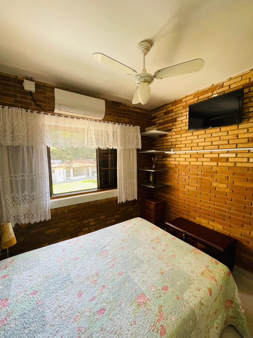 Apartamento com acesso a pé a Santa Rita - Enseada - Ubatuba Apartment in State of São Paulo