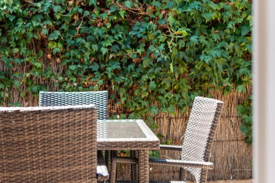 West Beach Family Beauty - 2 Bed Unit House in Adelaide