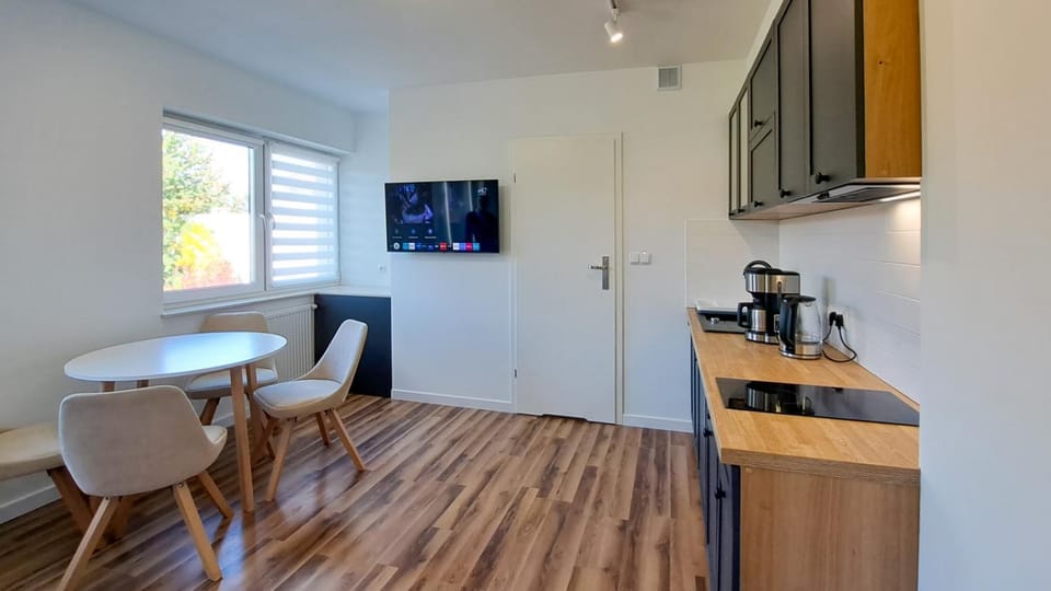TV and multimedia, Kitchen or kitchenette