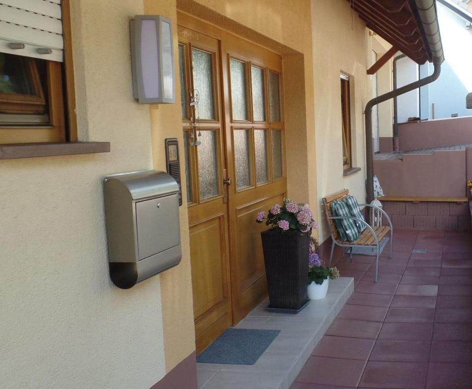 Property building, Facade/entrance