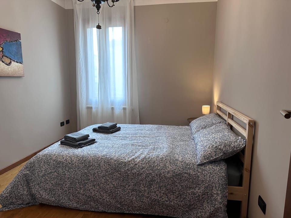 Your Room to visit Venice Marco Polo 10 min Bed and Breakfast in Venice