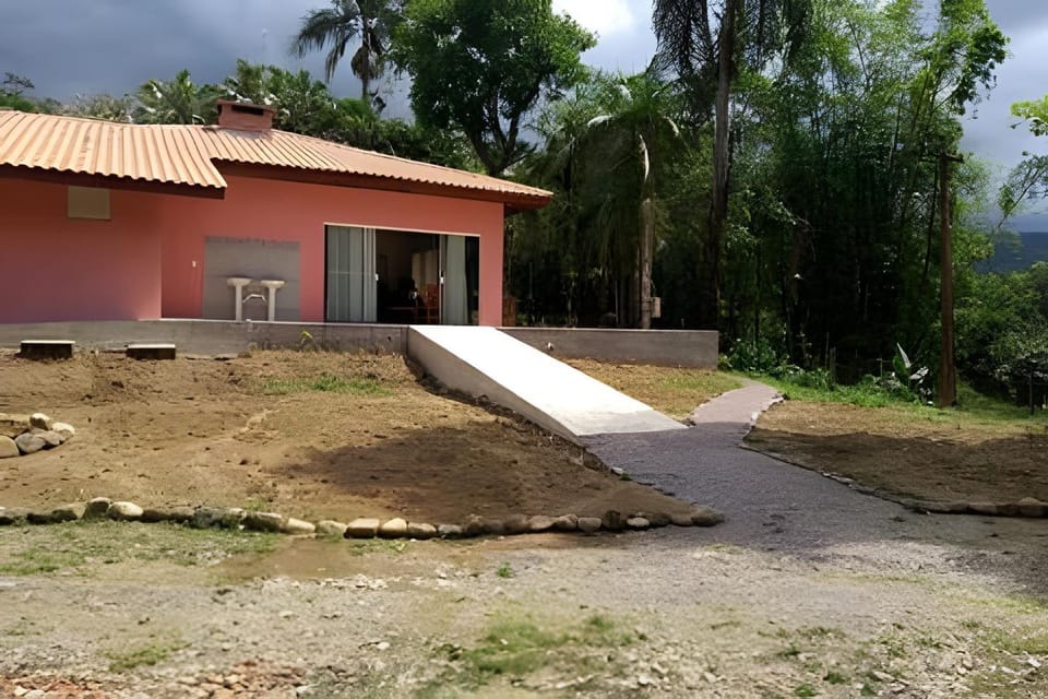 Chácara Morretes Arraial - Piscina e Rio House in State of Paraná