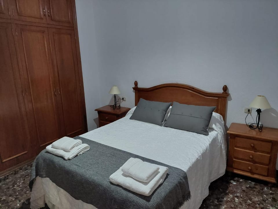 Bed, Photo of the whole room, Bedroom, towels, wardrobe