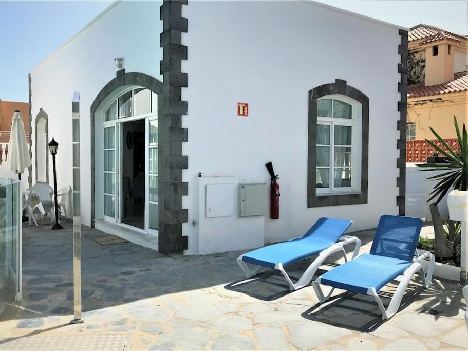 MY LOVELY VILLA - Pool front, private roof terrace, WIFI Fiber optic Apartment in Corralejo