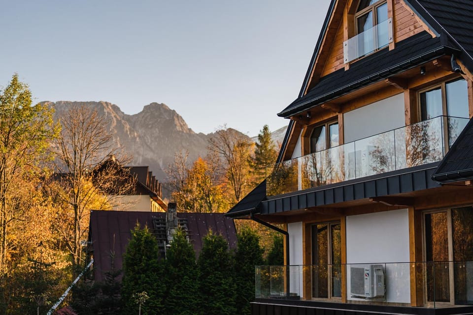 Property building, Mountain view