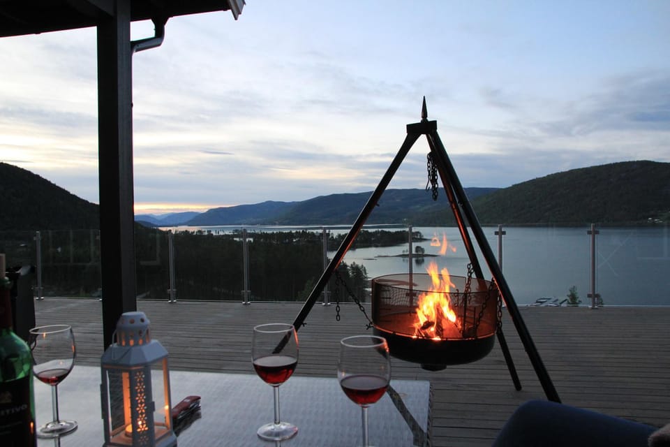 Balcony/Terrace, Lake view