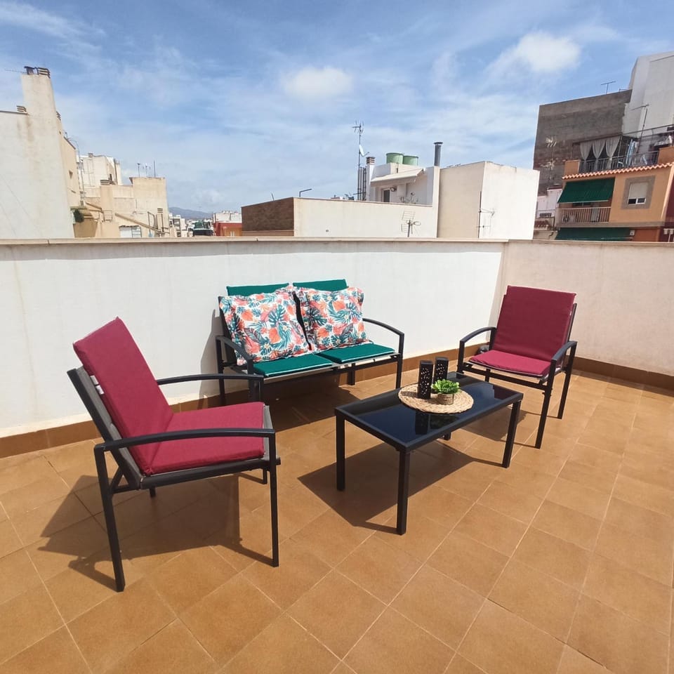 View (from property/room), Balcony/Terrace, Dining area