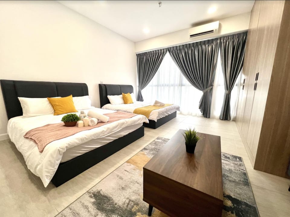 FREE PARKING # 2 Bed Family BellSuite - Sepang KLIA Kota Warisan Apartment in Negeri Sembilan, Malaysia
