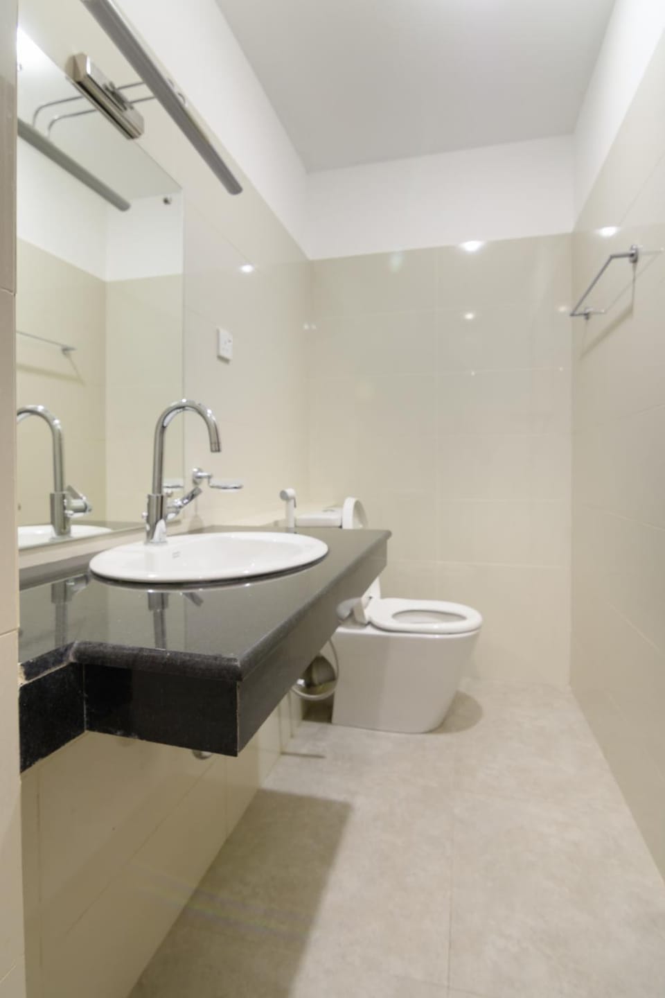 The Luxury Nest Apartment in Western Province