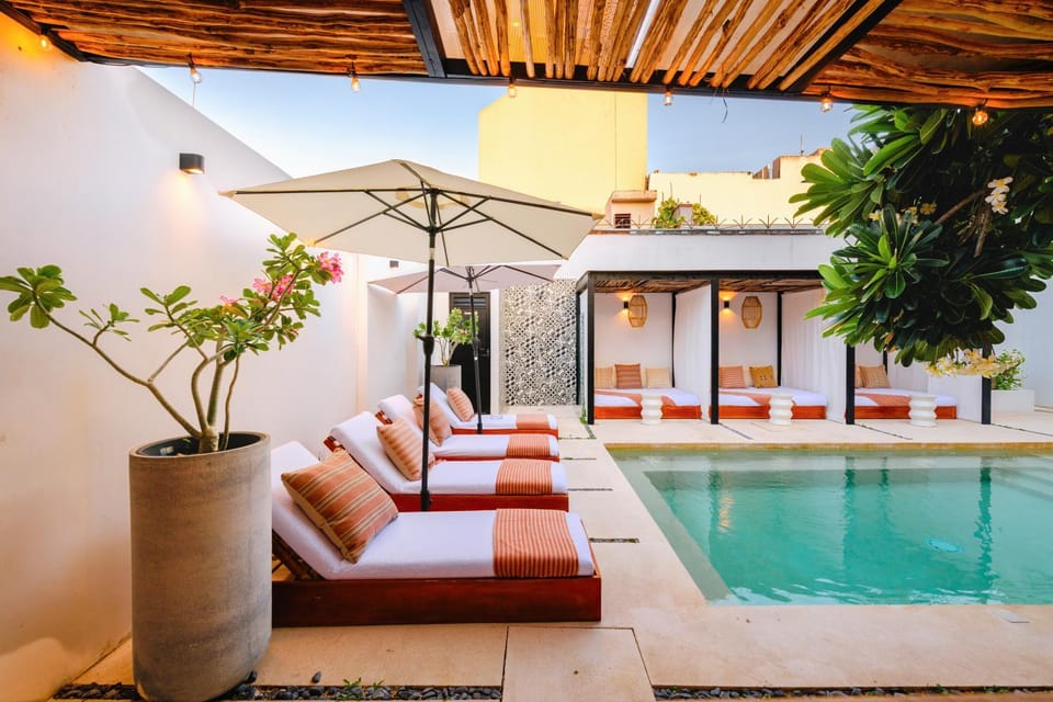 Day, Garden, Garden view, Pool view, Swimming pool, sunbed