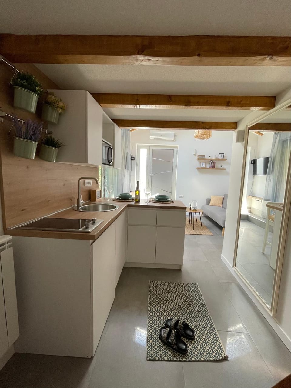 dishwasher, minibar
