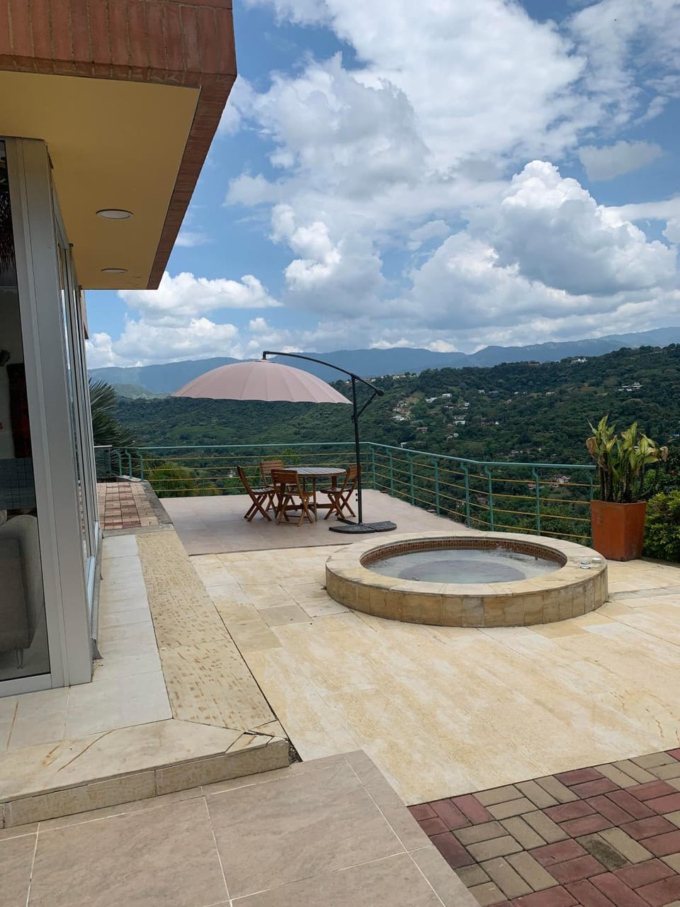 Hot Tub, Balcony/Terrace