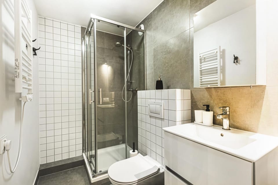 Komfort w centrum z klimatyzacją Apartment in Wroclaw