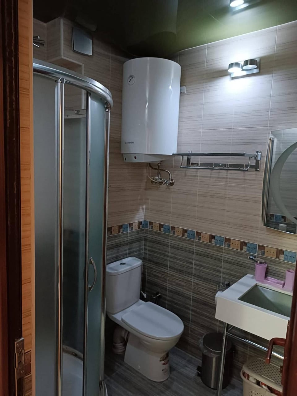Shower, Toilet, Bathroom
