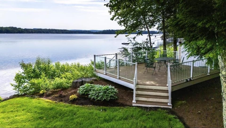 Stoneybrook Retreat Haven House in Moultonborough