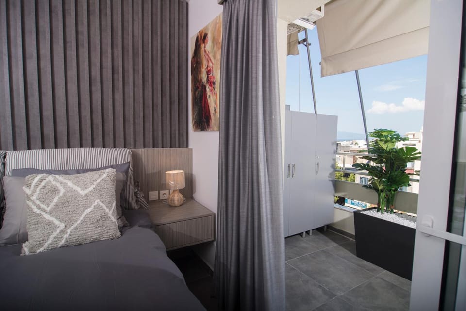 Urban Chic luxury at the city center Apartment in Messenia