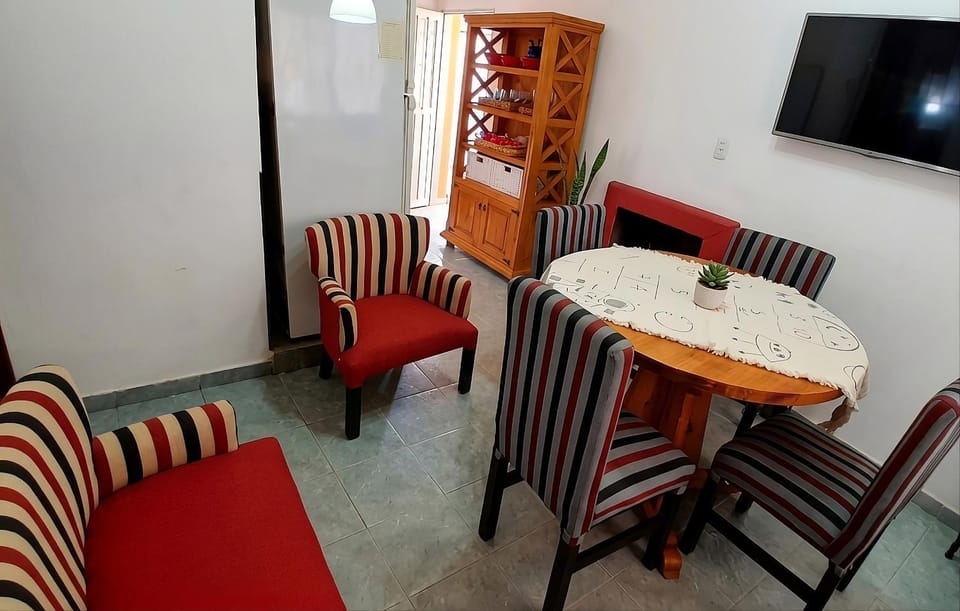 Communal lounge/ TV room, Living room, Seating area