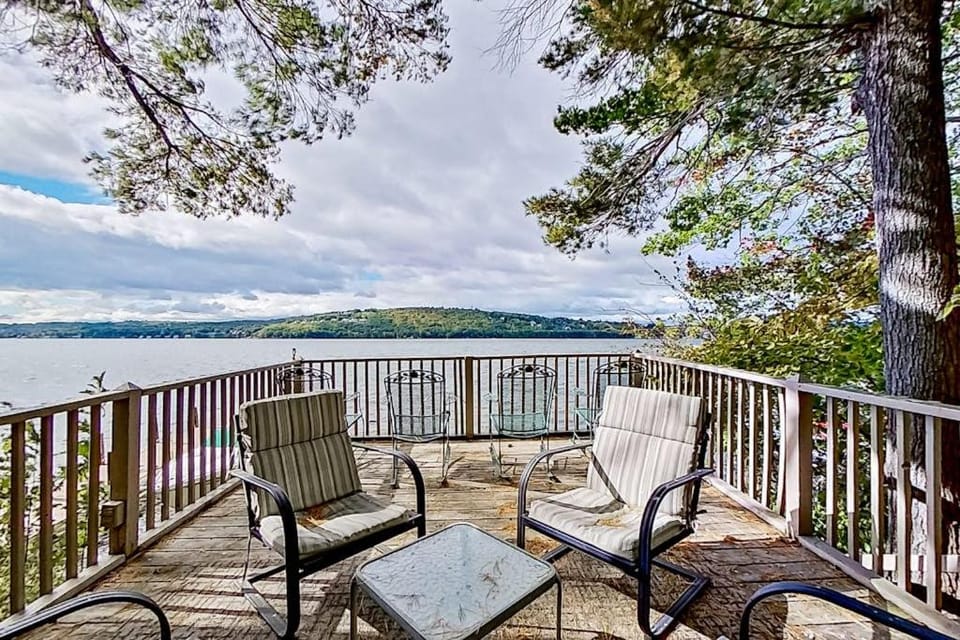 American Dream on Lake Winnipesaukee House in Meredith