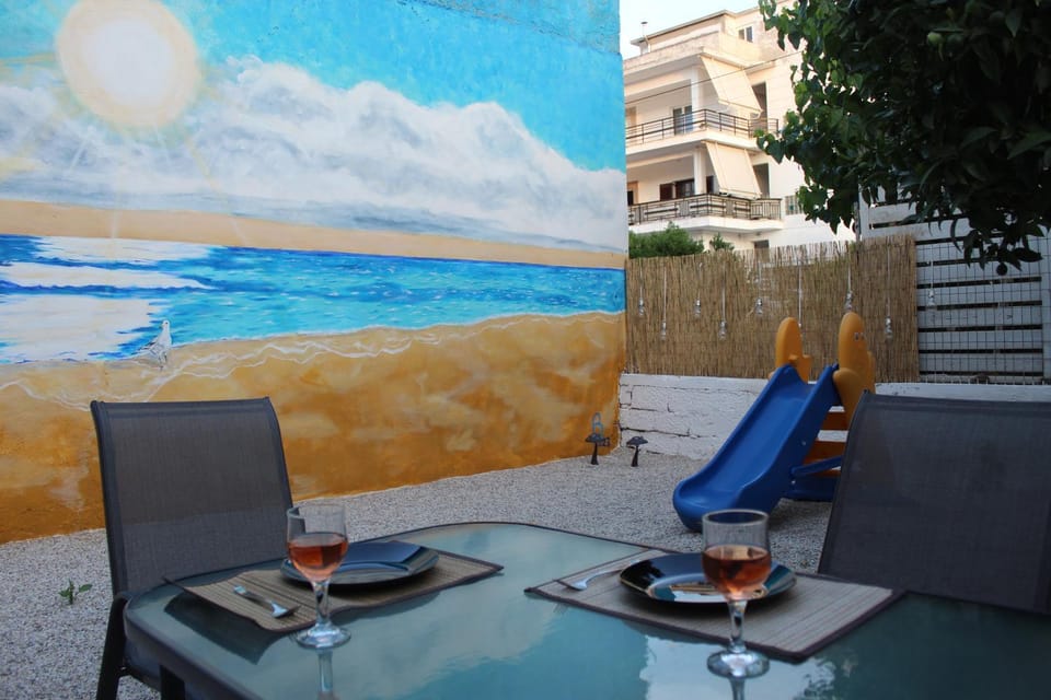 Patio, Day