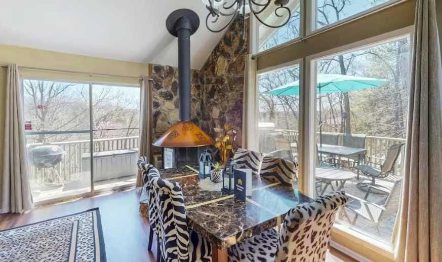 The Safari Lodge House in Lake of the Ozarks