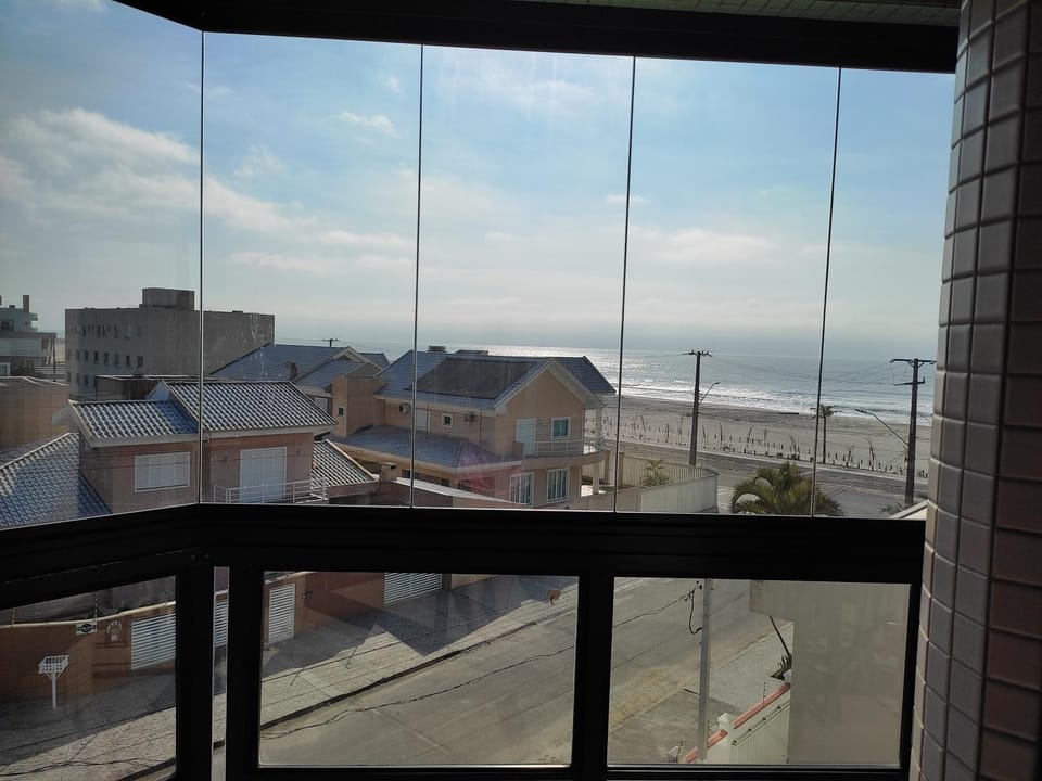 Lindo apartamento com vista para o mar Apartment in State of Paraná