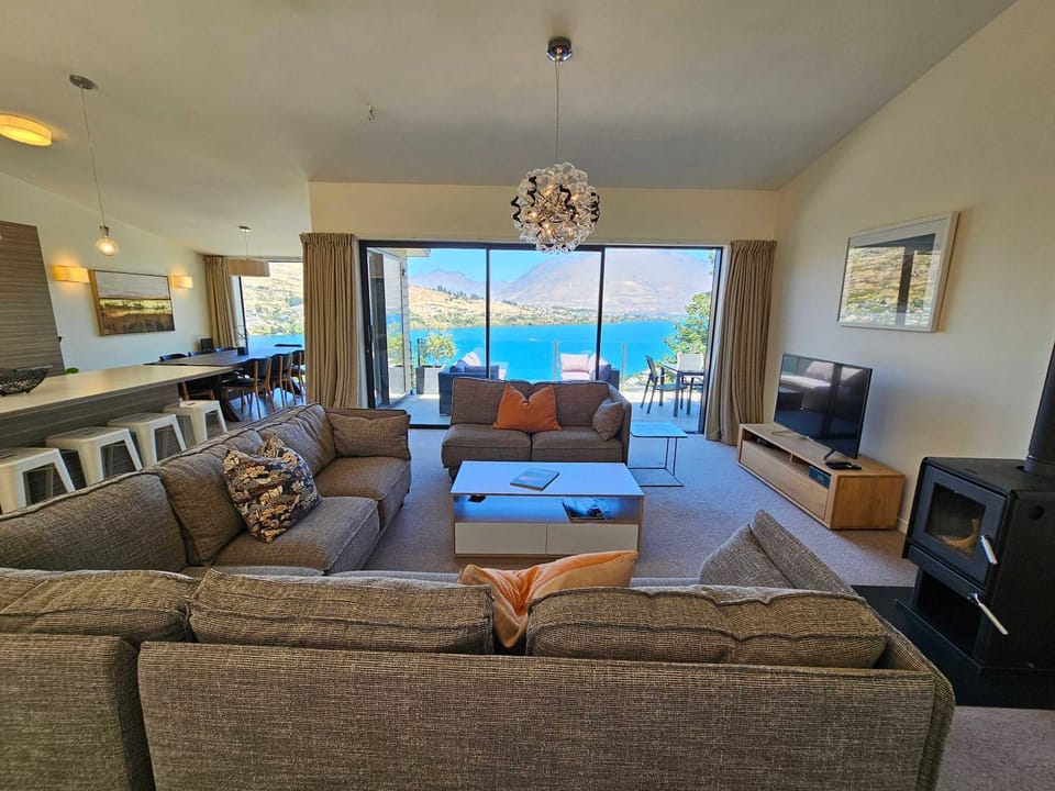 Queenstown Townhouse - Fabulous Alpine Views House in Queenstown