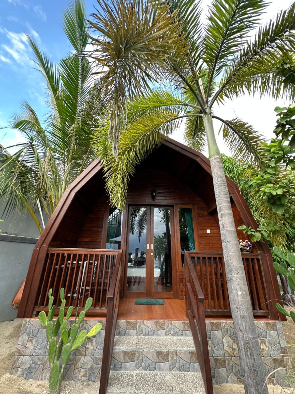 Property building, Garden, Garden view