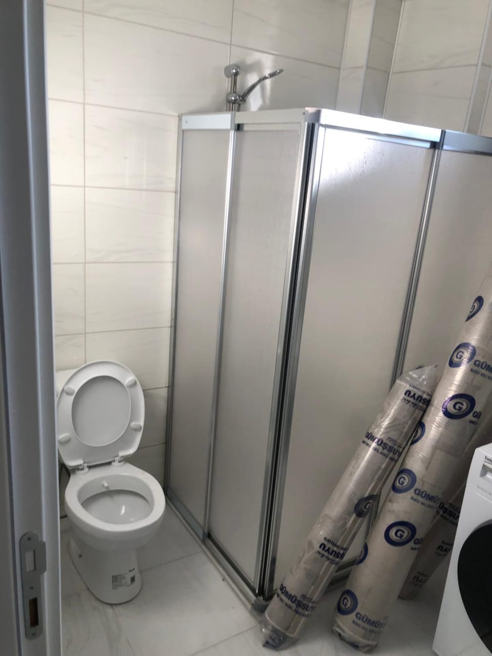 Shower, Toilet, Bathroom