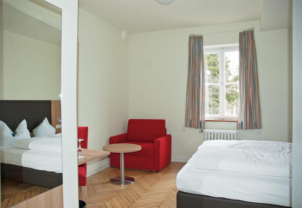 Seating area, Bedroom