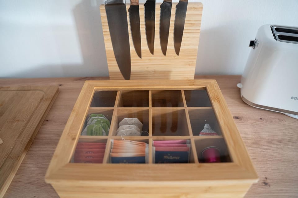 Coffee/tea facilities