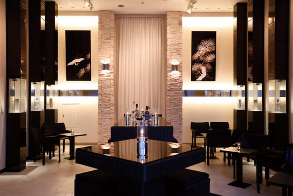 Lounge or bar, Meals, Drinks, Alcoholic drinks, Non alcoholic drinks