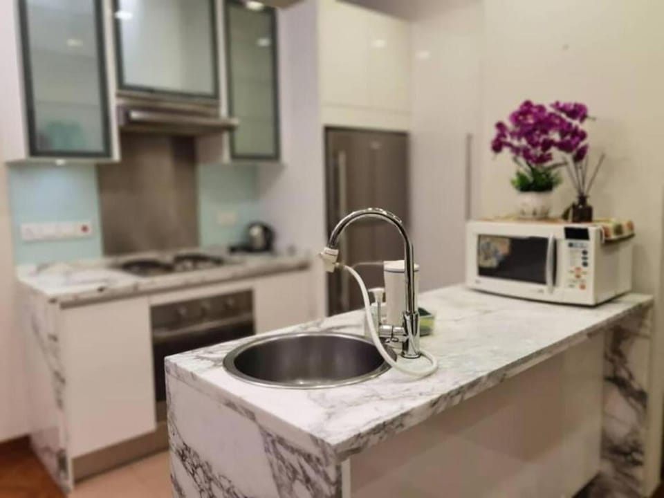 microwave, oven, kitchen