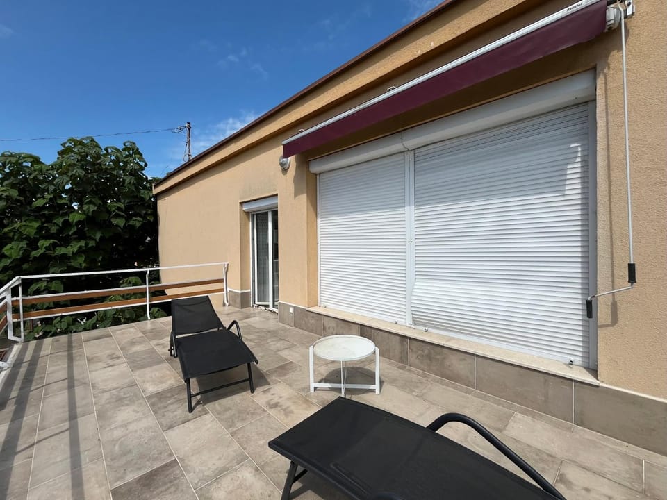 Kiss Apartmanház Apartment in Siófok