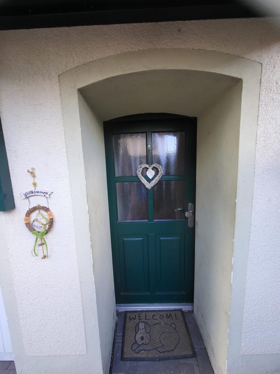 Facade/entrance