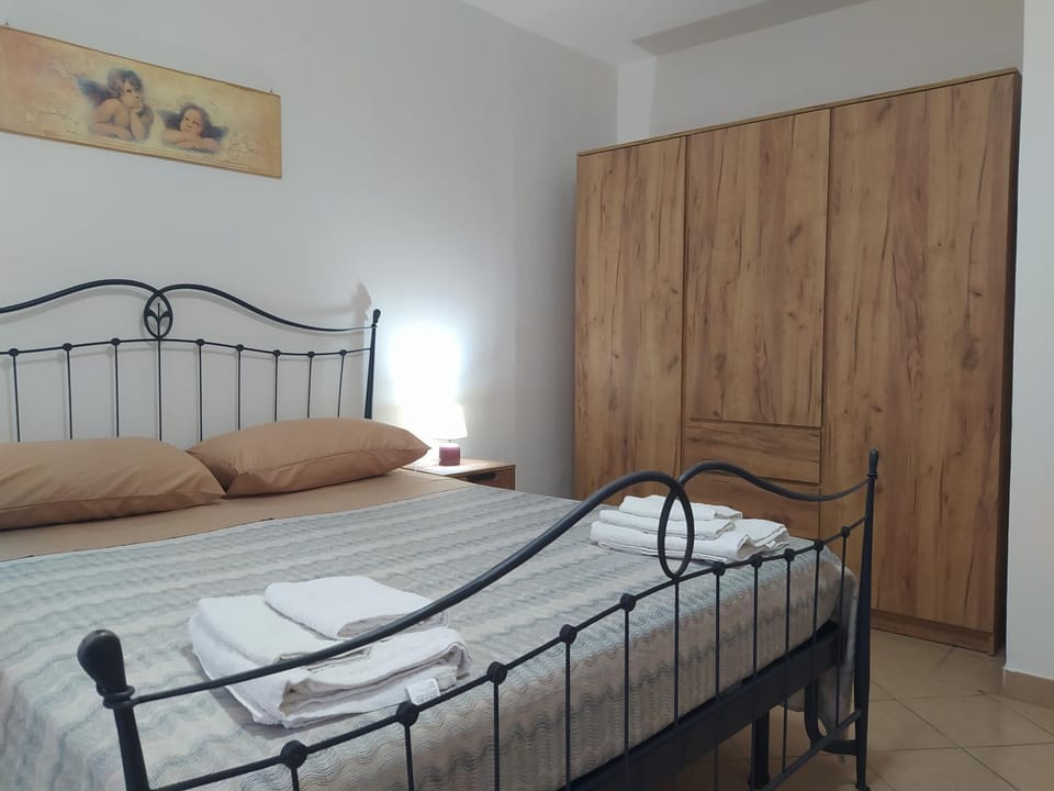 Antico Borgo - Via Napoli, 2 House in Calabria
