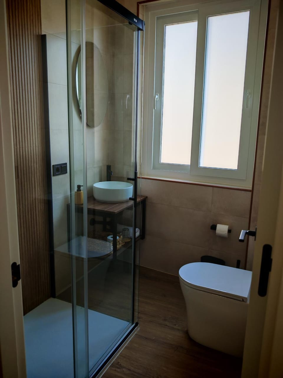 Shower, Toilet, Bathroom