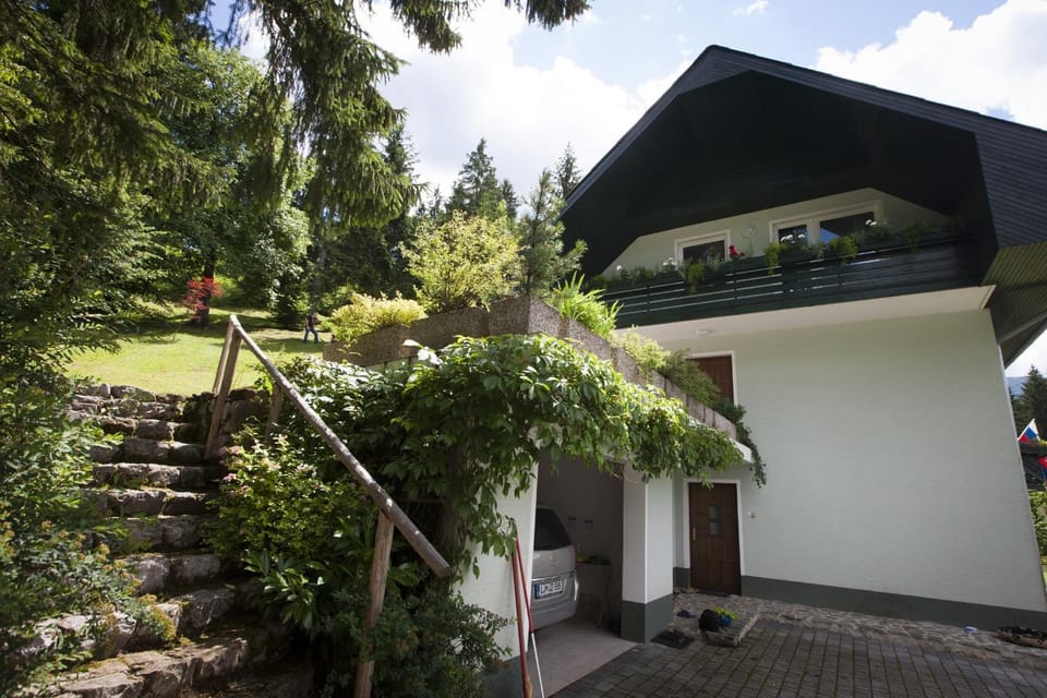 Balcony/Terrace, Garden view