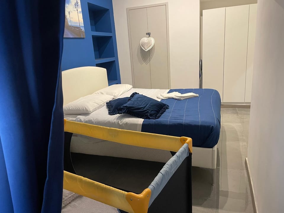 cot