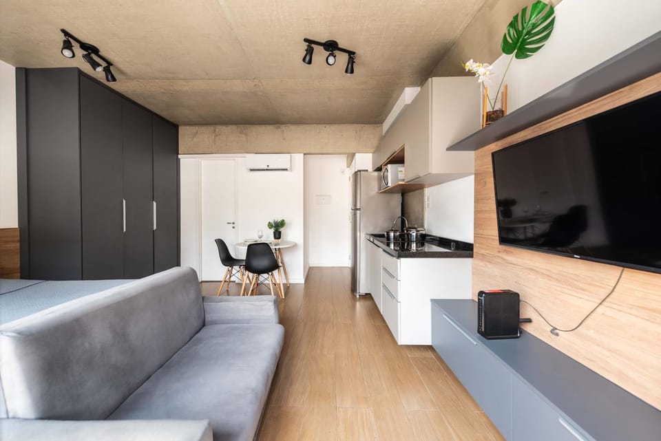 47 New studio next Paulista Av, fast wifi and balcony Apartment in Sao Paulo City