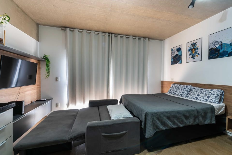 47 New studio next Paulista Av, fast wifi and balcony Apartment in Sao Paulo City