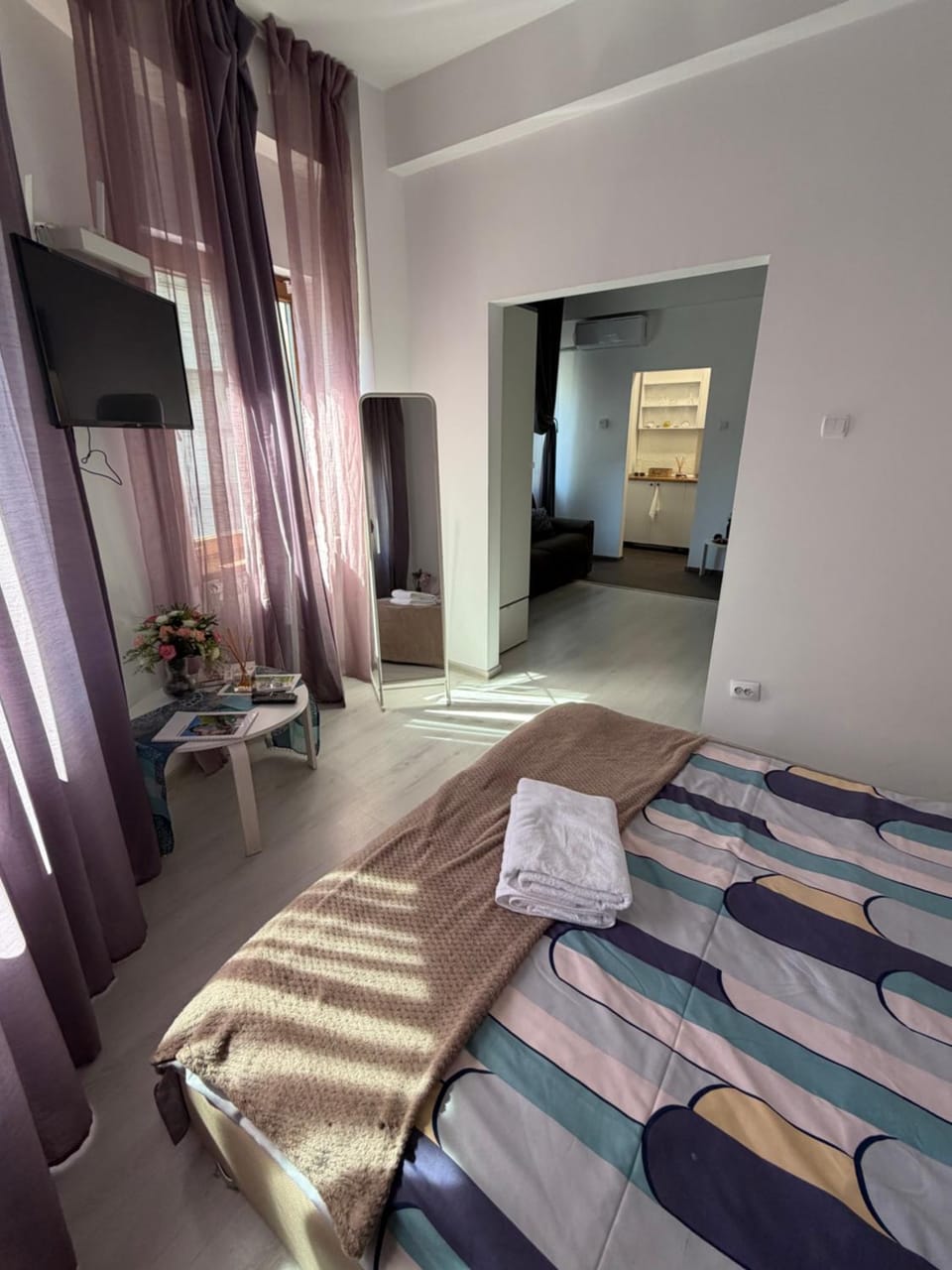 Downtown Studio Apartment in Bucharest