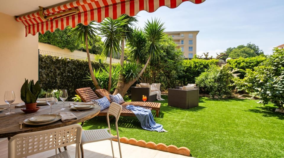 Patio, Garden, internet