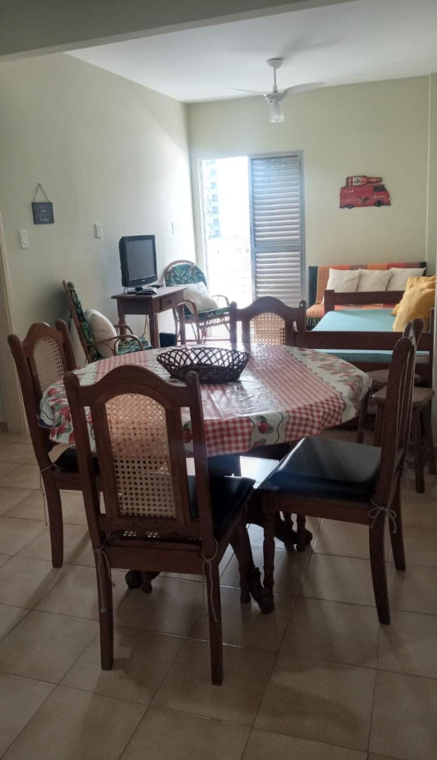 Communal lounge/ TV room, Living room, Dining area