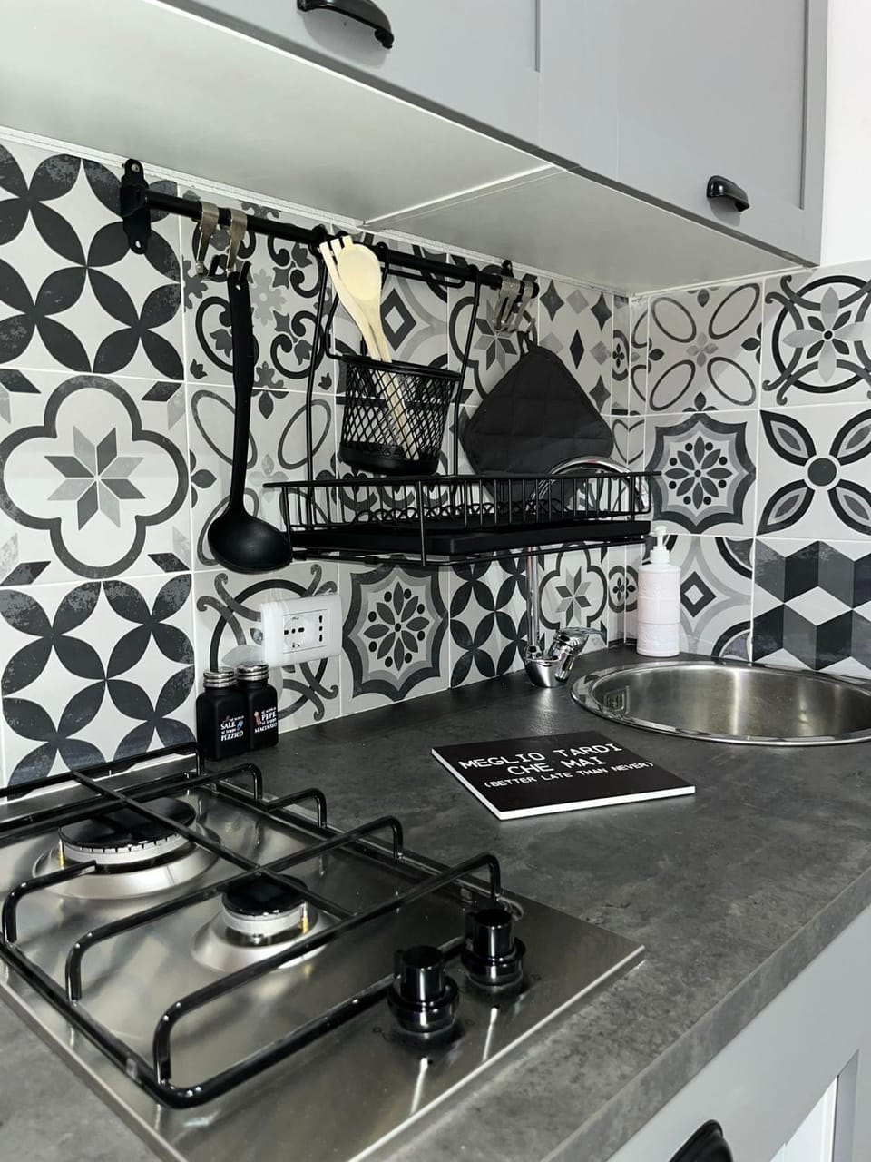 Kitchen or kitchenette, stove