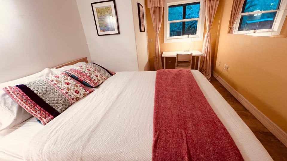 Bed, Bedroom